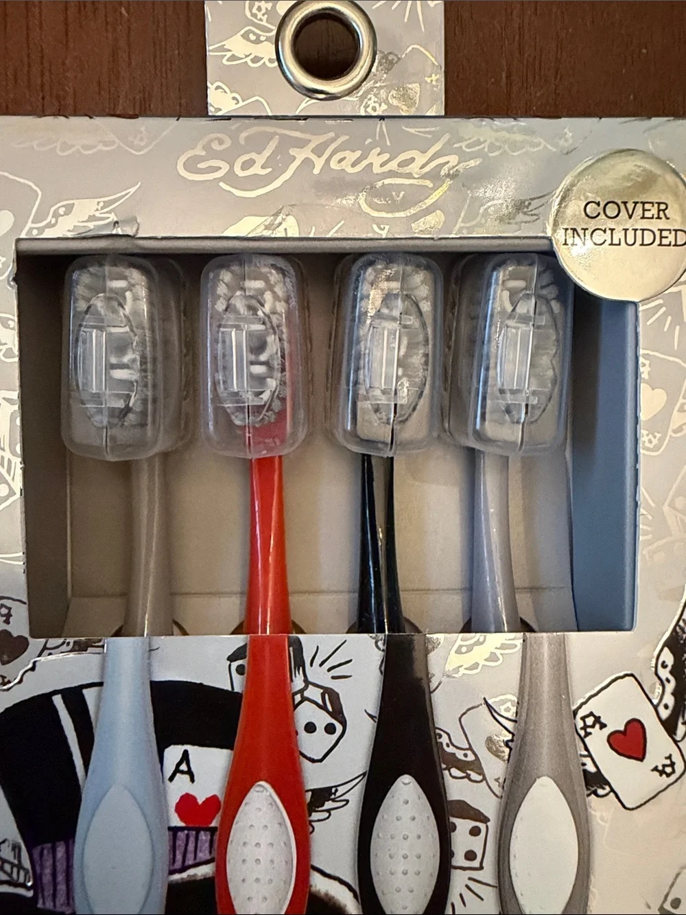 New Ed Hardy Advanced Clean Toothbrushes 4ct w/ Covers